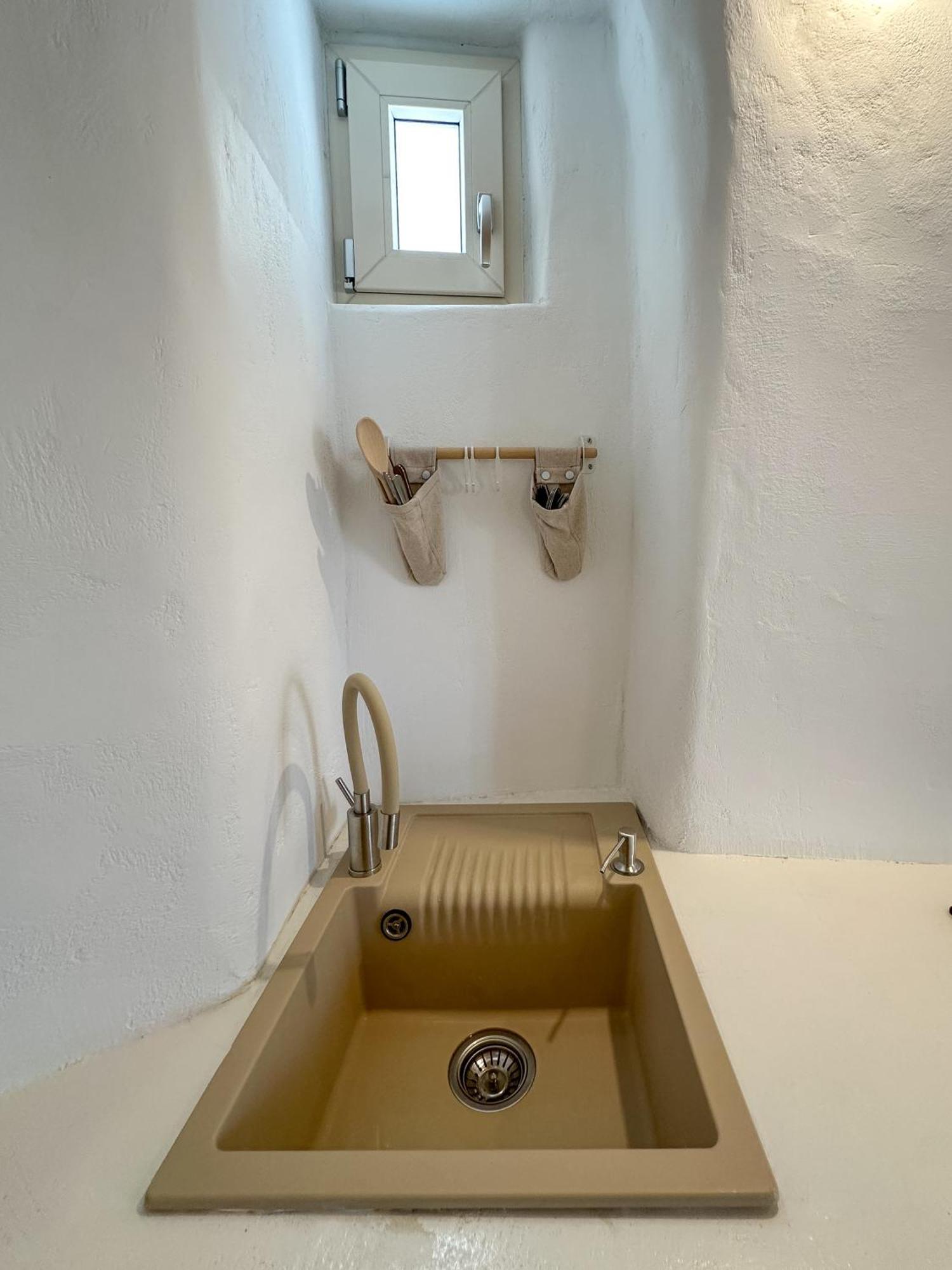 Lythi Kythnos Apartman Kültér fotó